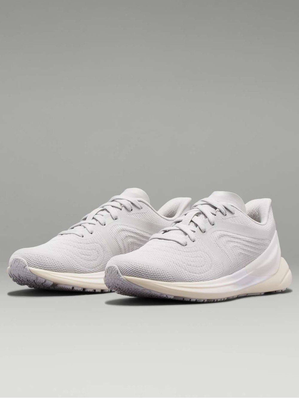 lululemon Women’s Blissfeel 2 Running Shoe (BRAND NEW. NEVER WORN) Size 8.5